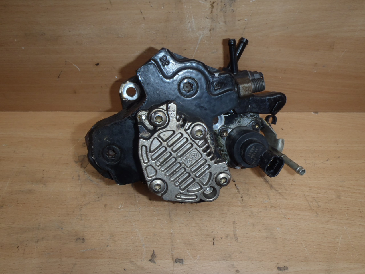 Vysokotlaké naftové čerpadlo 1.4 D4D