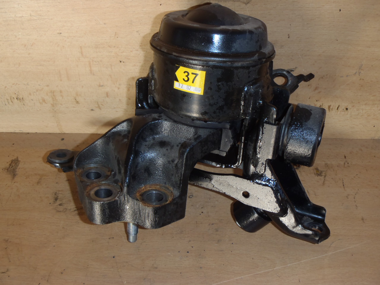 Silentblok motoru 1.4 D4D