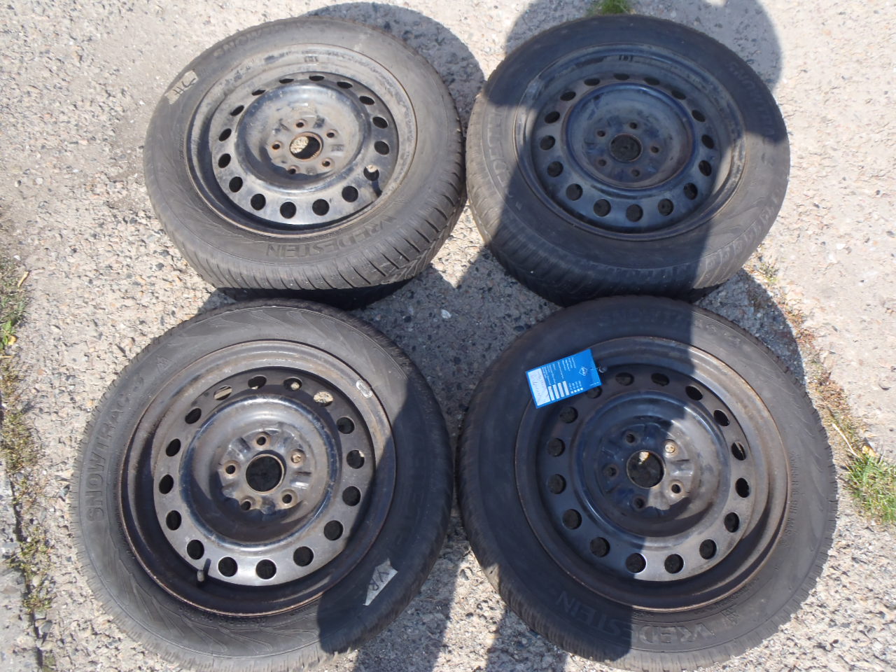 16" Avensis + zimní pneu