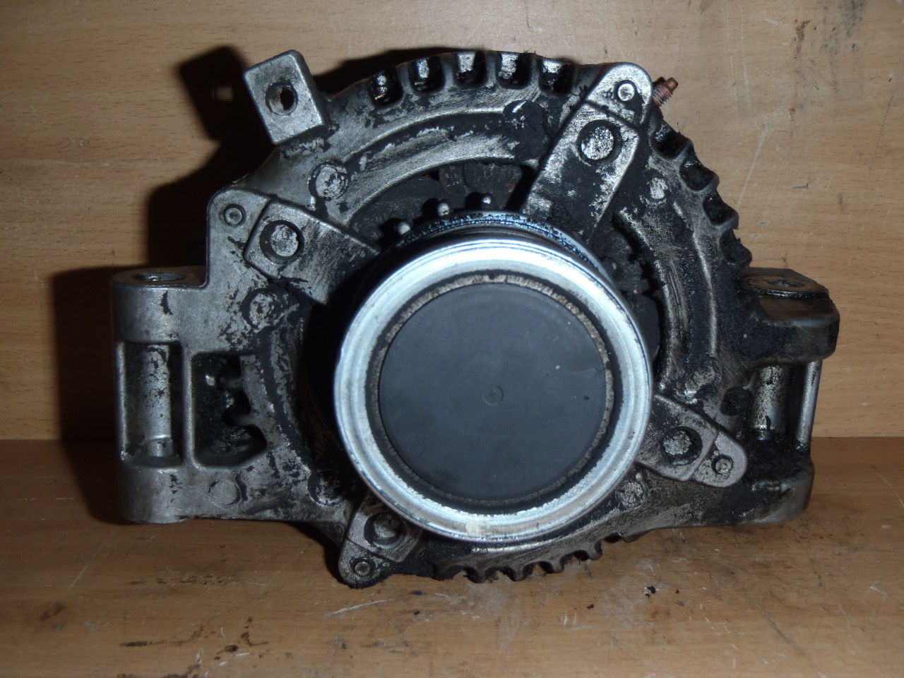 Alternátor 2.2 D-CAT