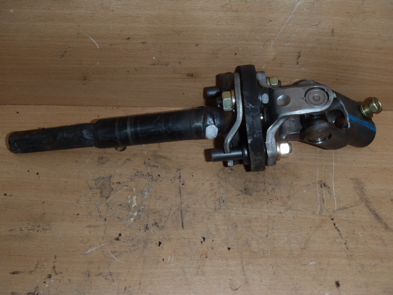 Horní kloubek řízení