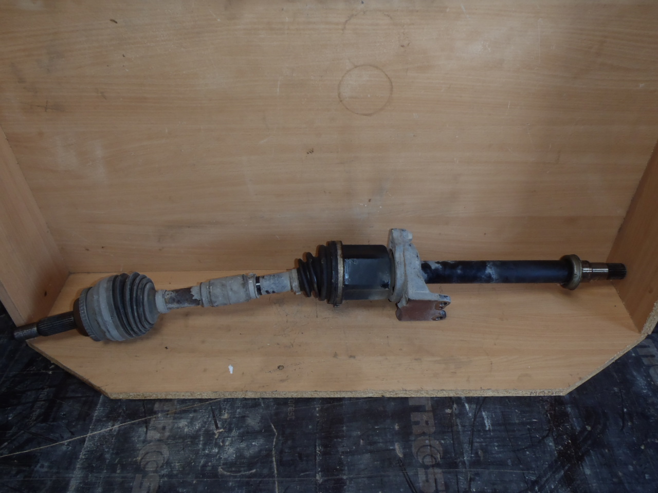 Pravá poloosa 1.4 D4D