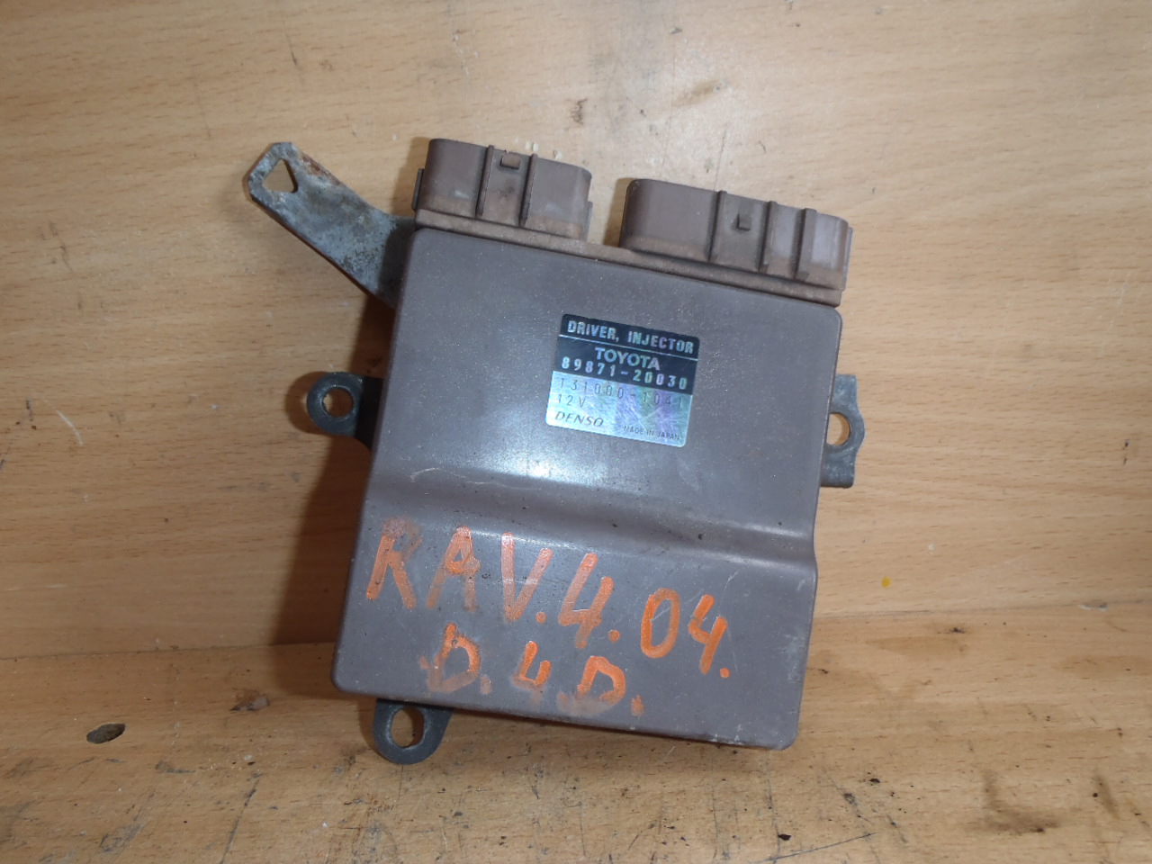 Jednotka vstřiků-DRIVER INJECTOR