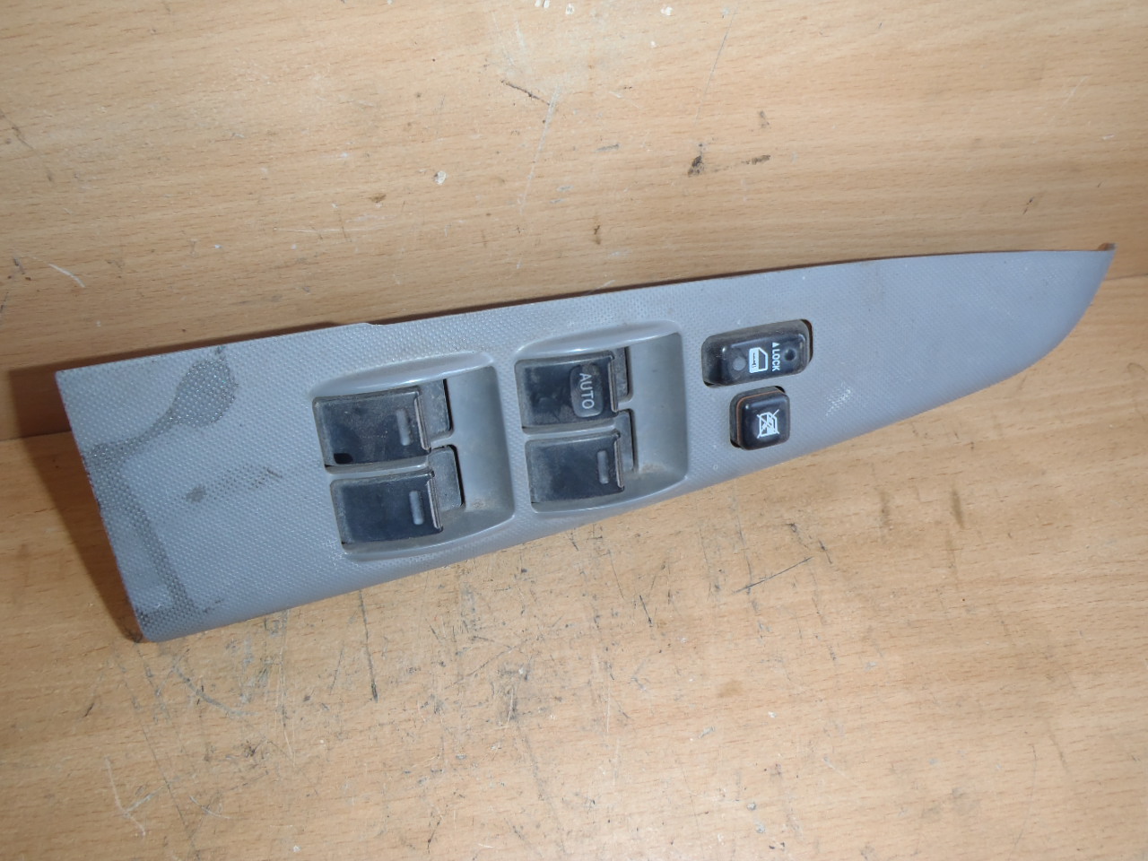 Ovládání oken - řidič