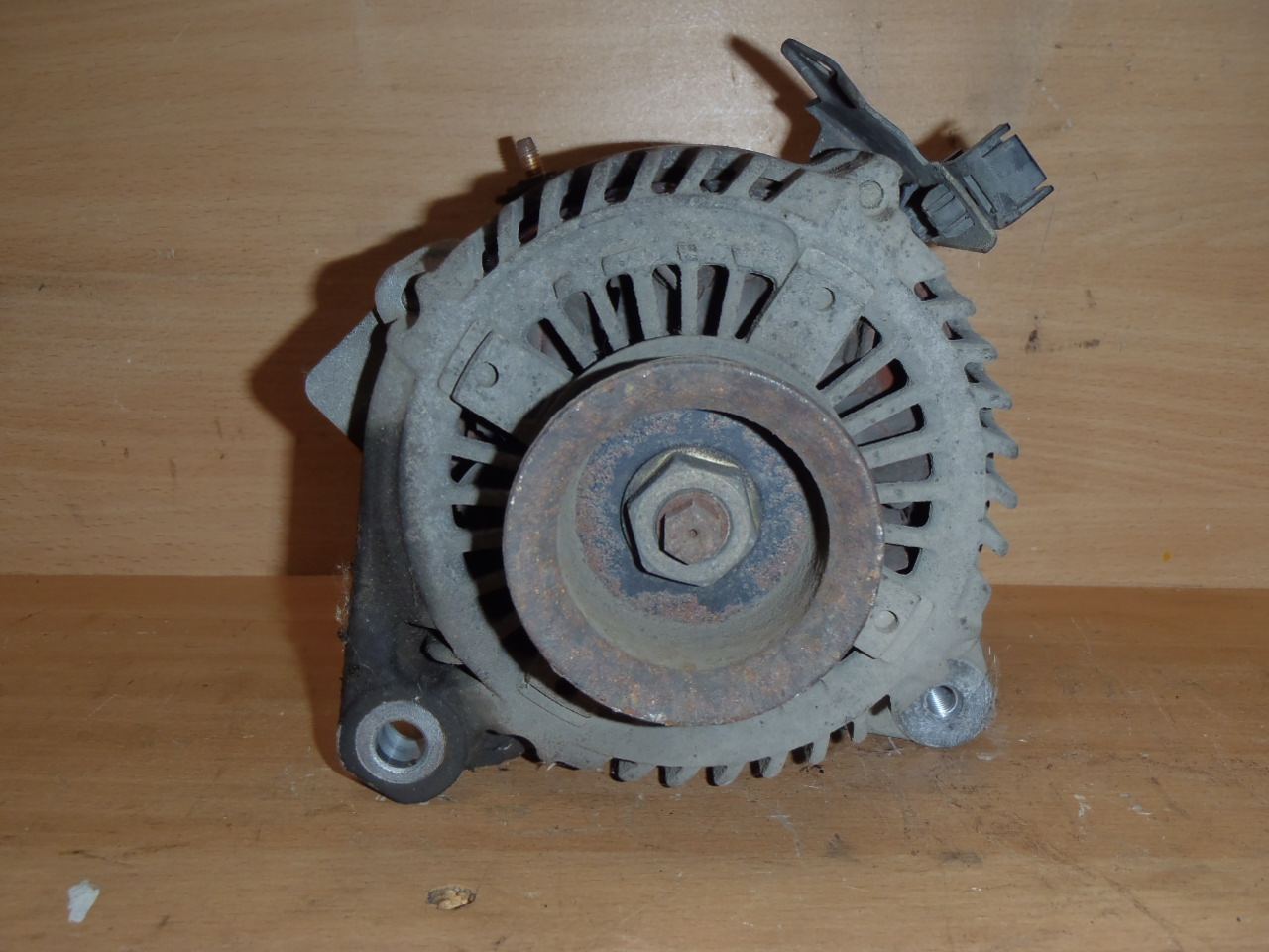 Alternátor 2.0 VVT-i