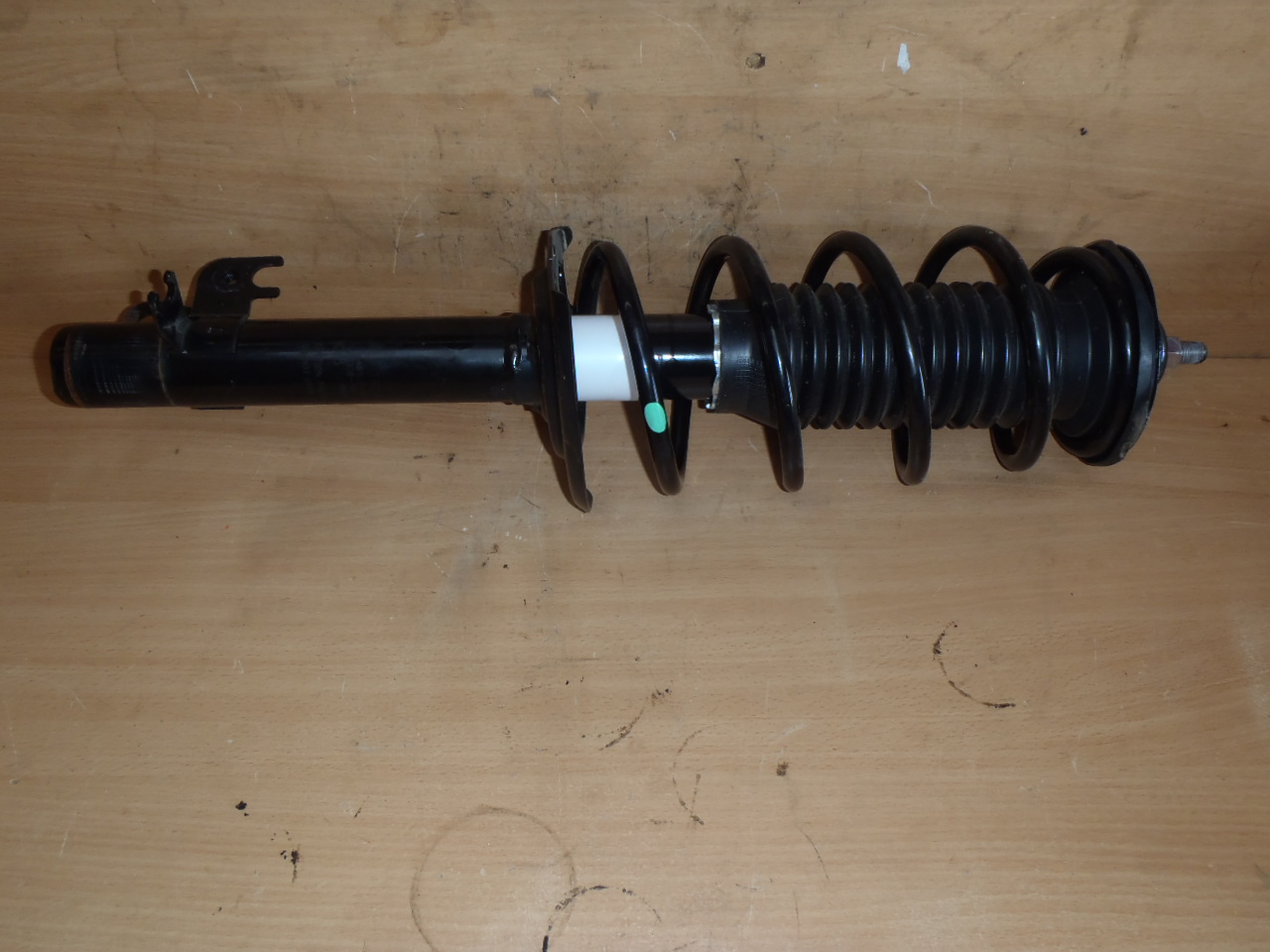 L. P. tlumič 1.0 VVT-i NOVÝ DÍL