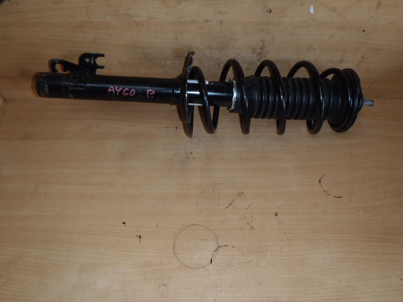 P. P. tlumič 1.0 VVT-i NOVÝ DÍL