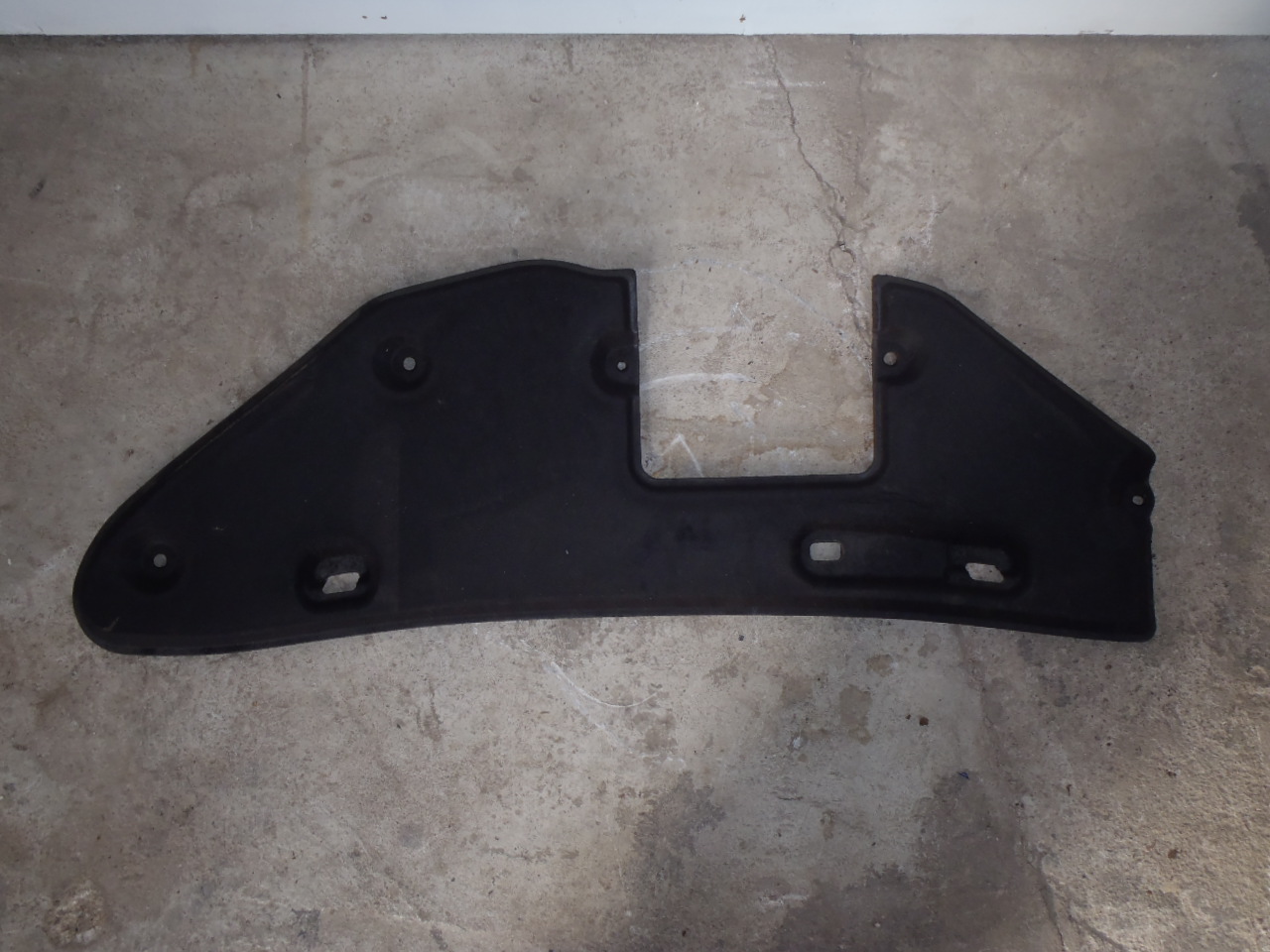 Izolace kapoty 1.0 VVT-i NOVÝ DÍL