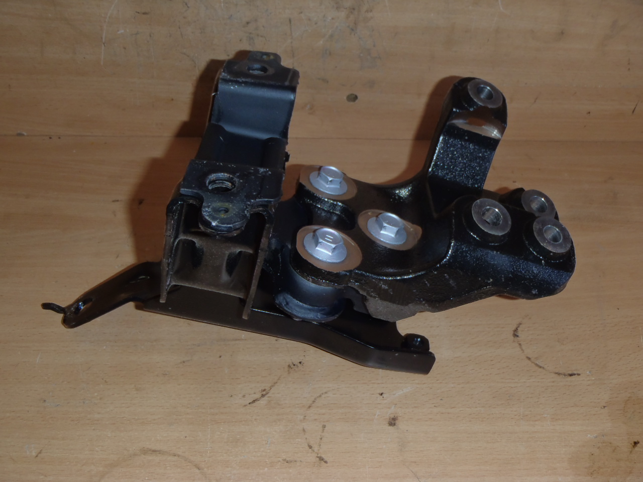 Silentblok motoru 1.0 VVT-i NOVÝ DÍL