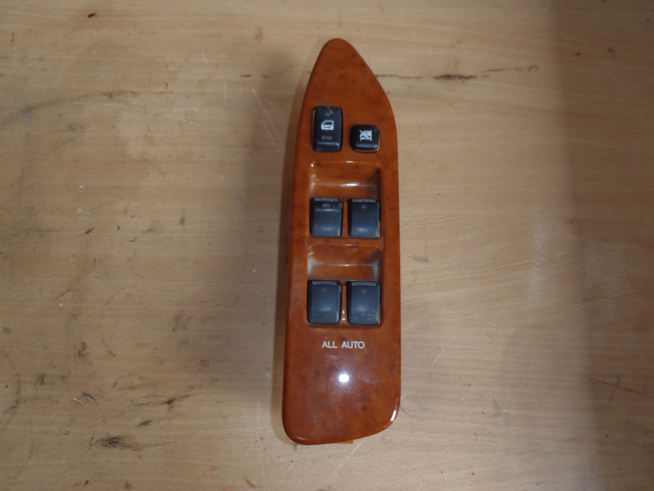 Ovládání oken - řidič facelift