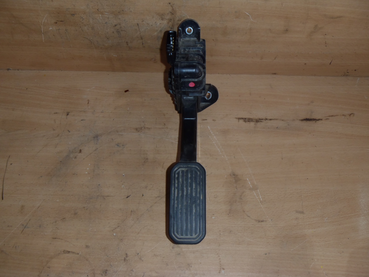 Pedál plynu s potenciometrem 3.0 D4D 