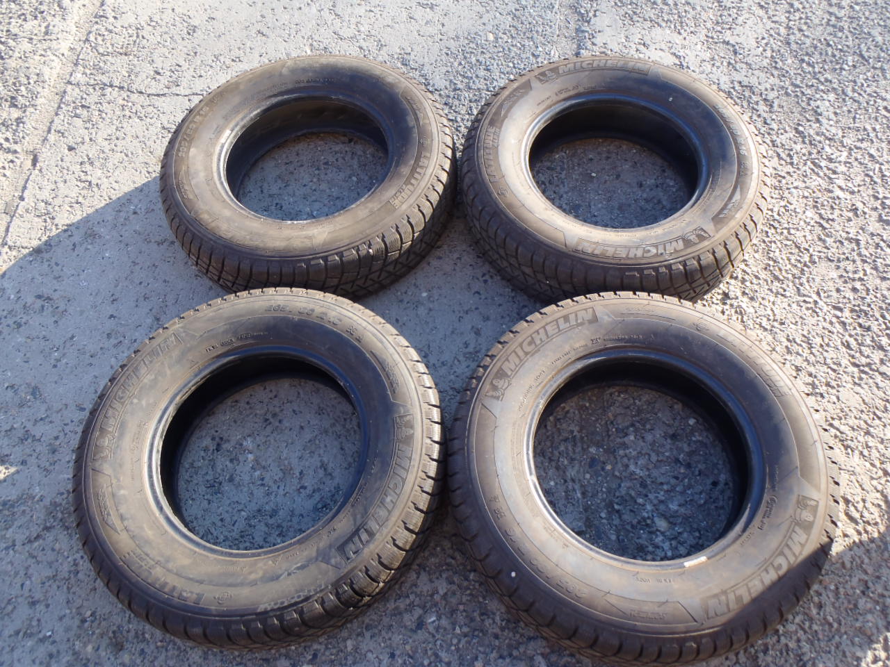 Pneu 205/80/R16 zimní
