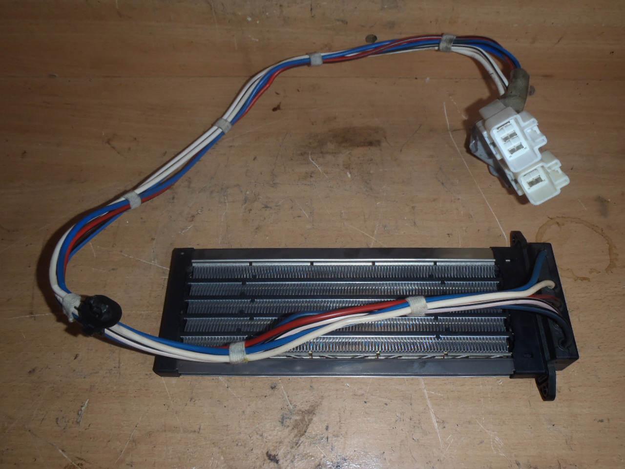 Pomocný ohřev 013410-0251