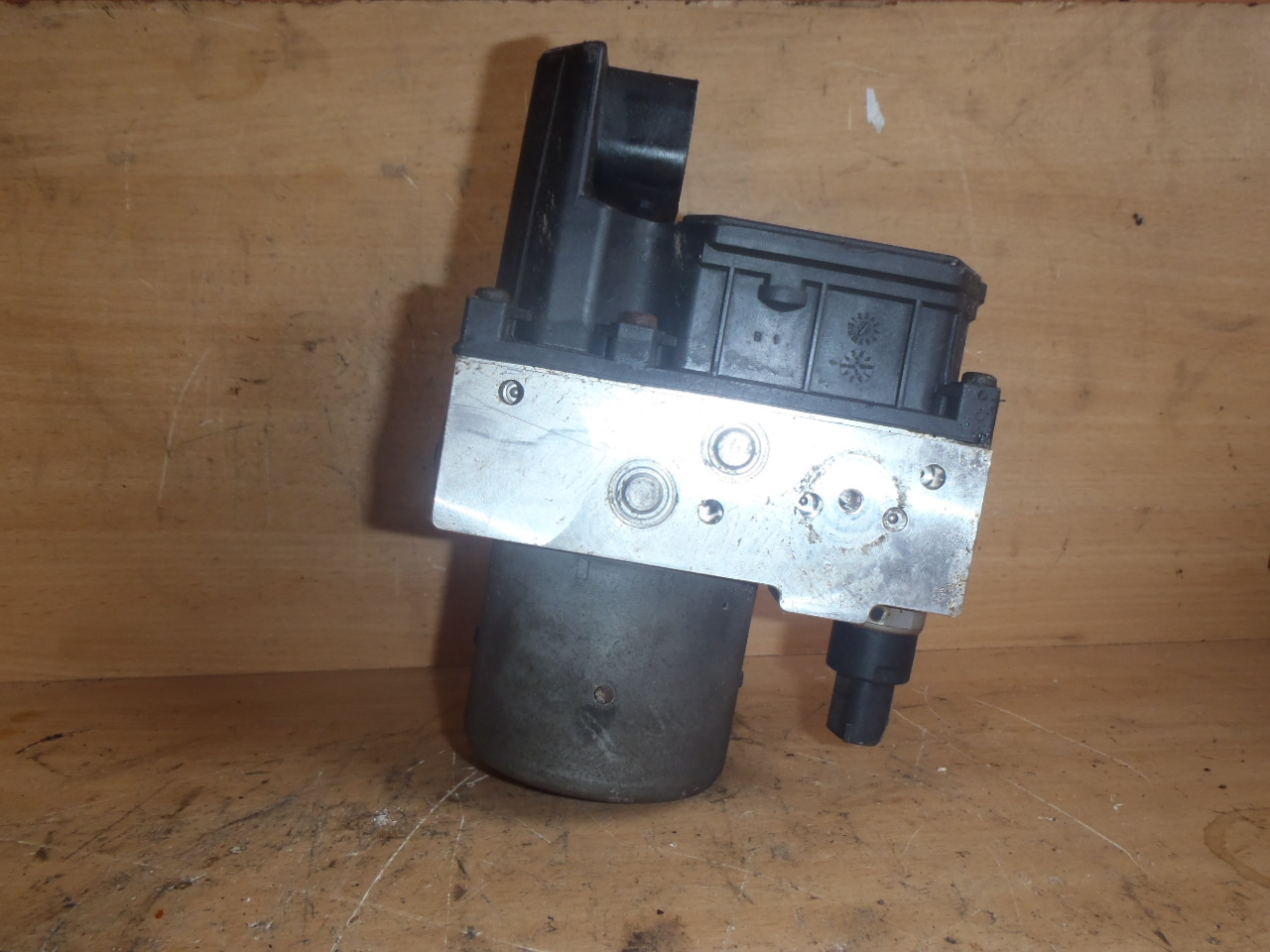 Kostka ABS 44540-05050 89541-05100