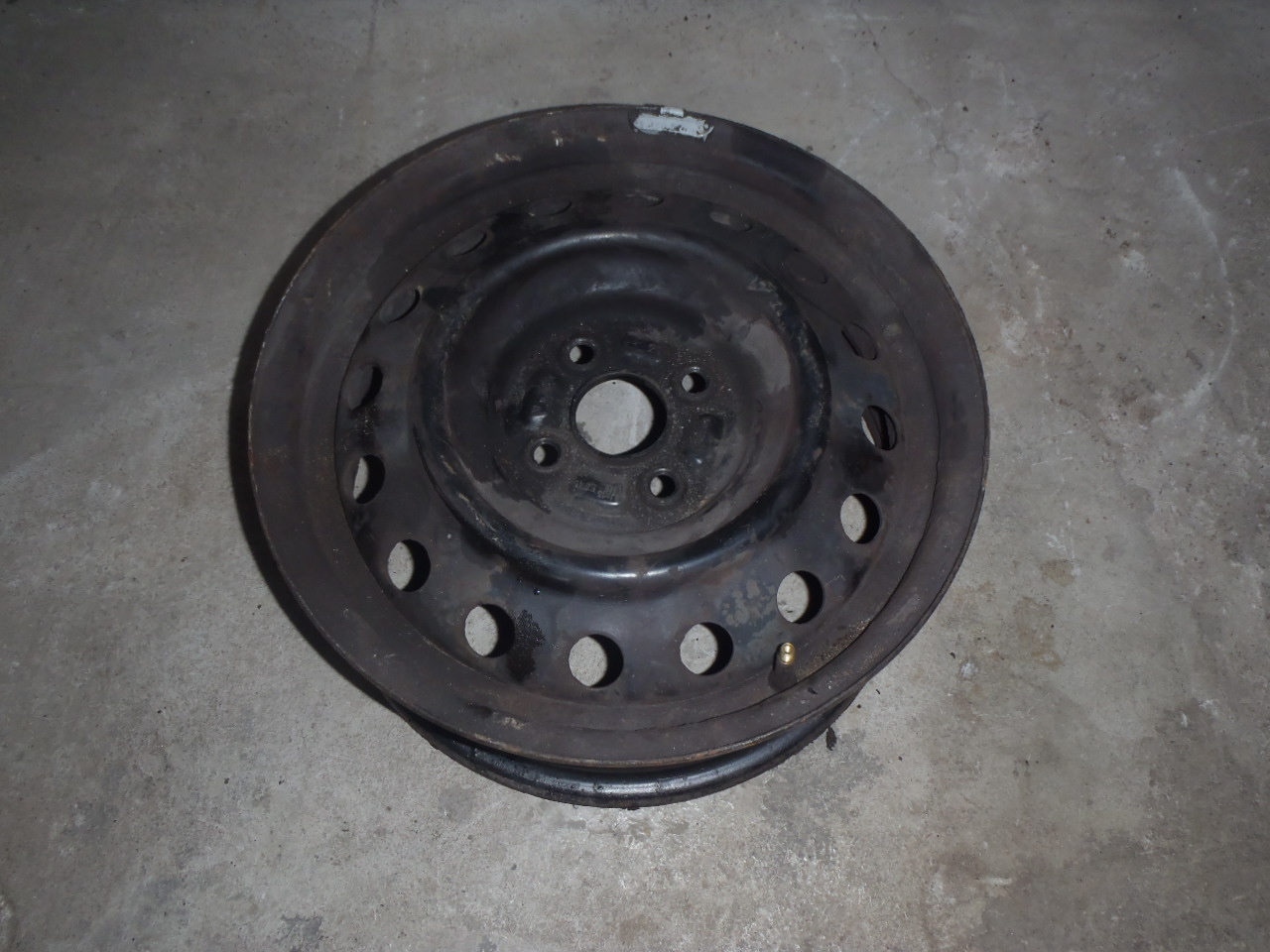 Plechový disk 15" Toyota Corolla