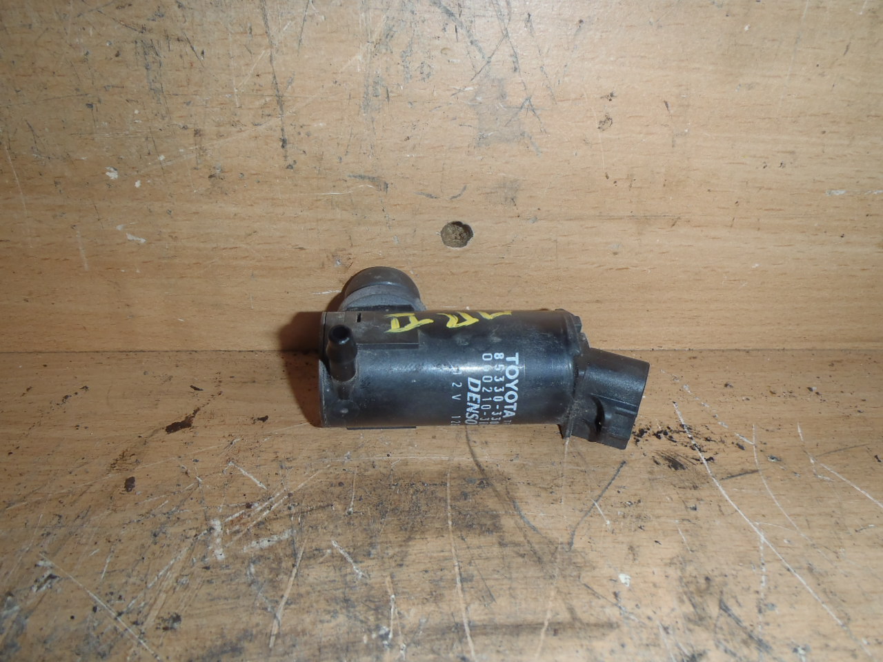 Motorek ostřikovače