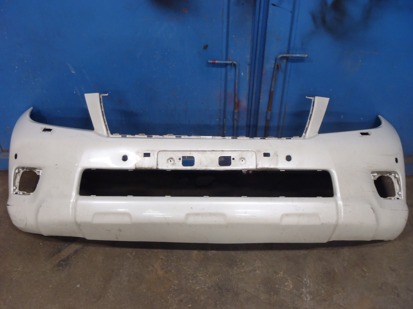 Přední nárazník LC 150