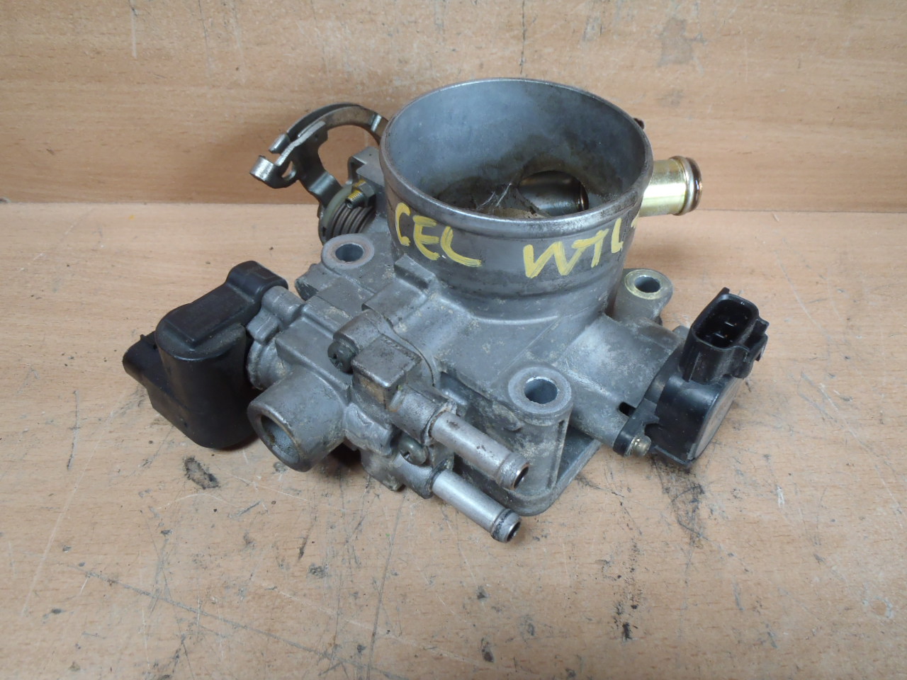 Škrtící klapka 1.8 VVTL-i