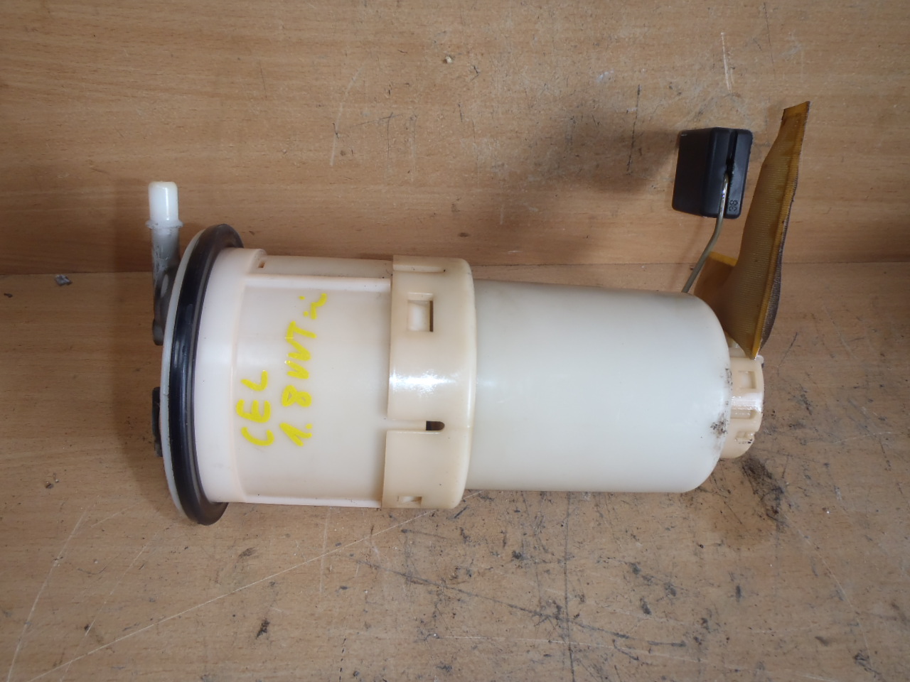 Čerpadlo do nádrže 1.8 VVT-i