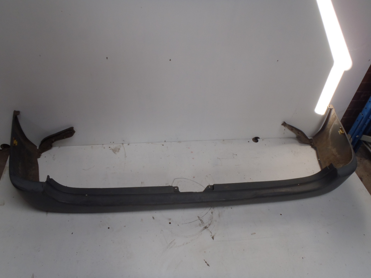 Zadní nárazník 