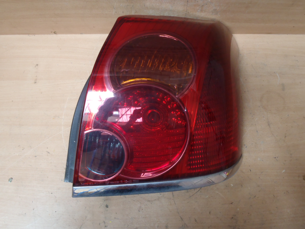 Zadní světlo P. liftback