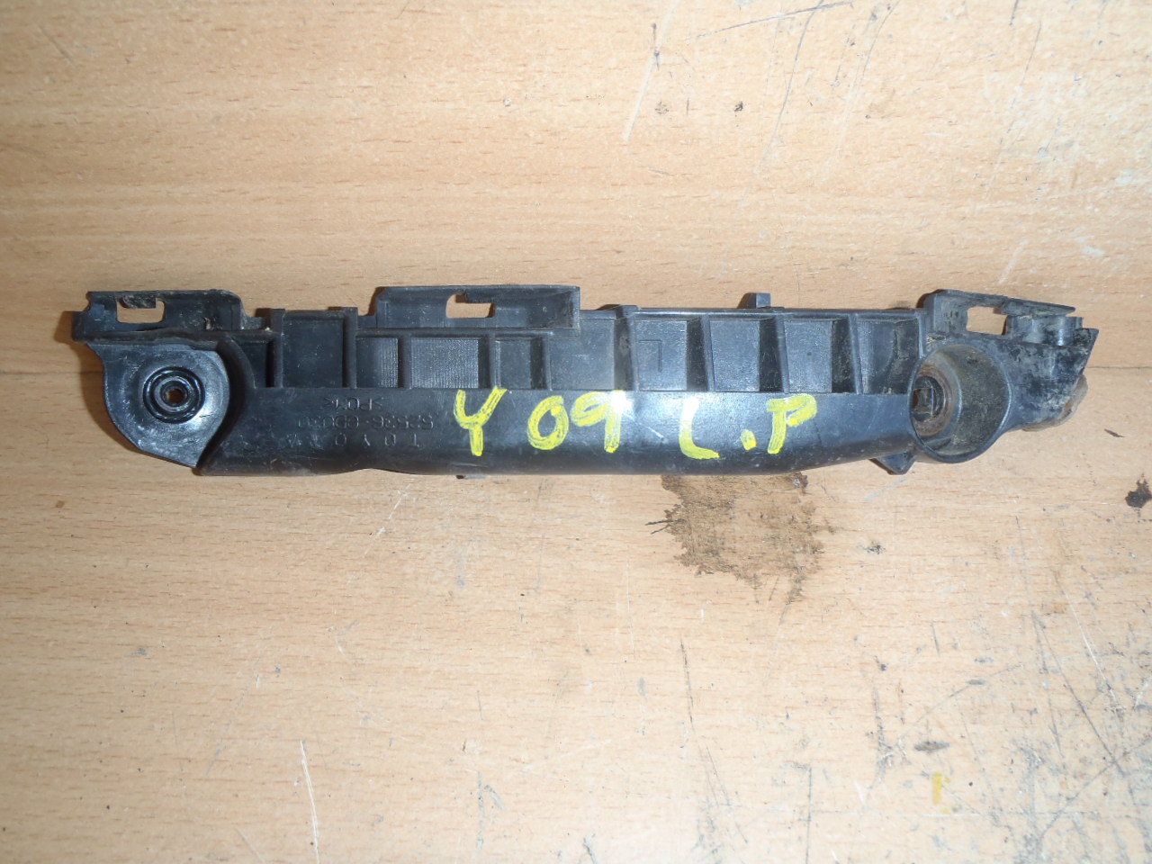 L.P držák nárazníku