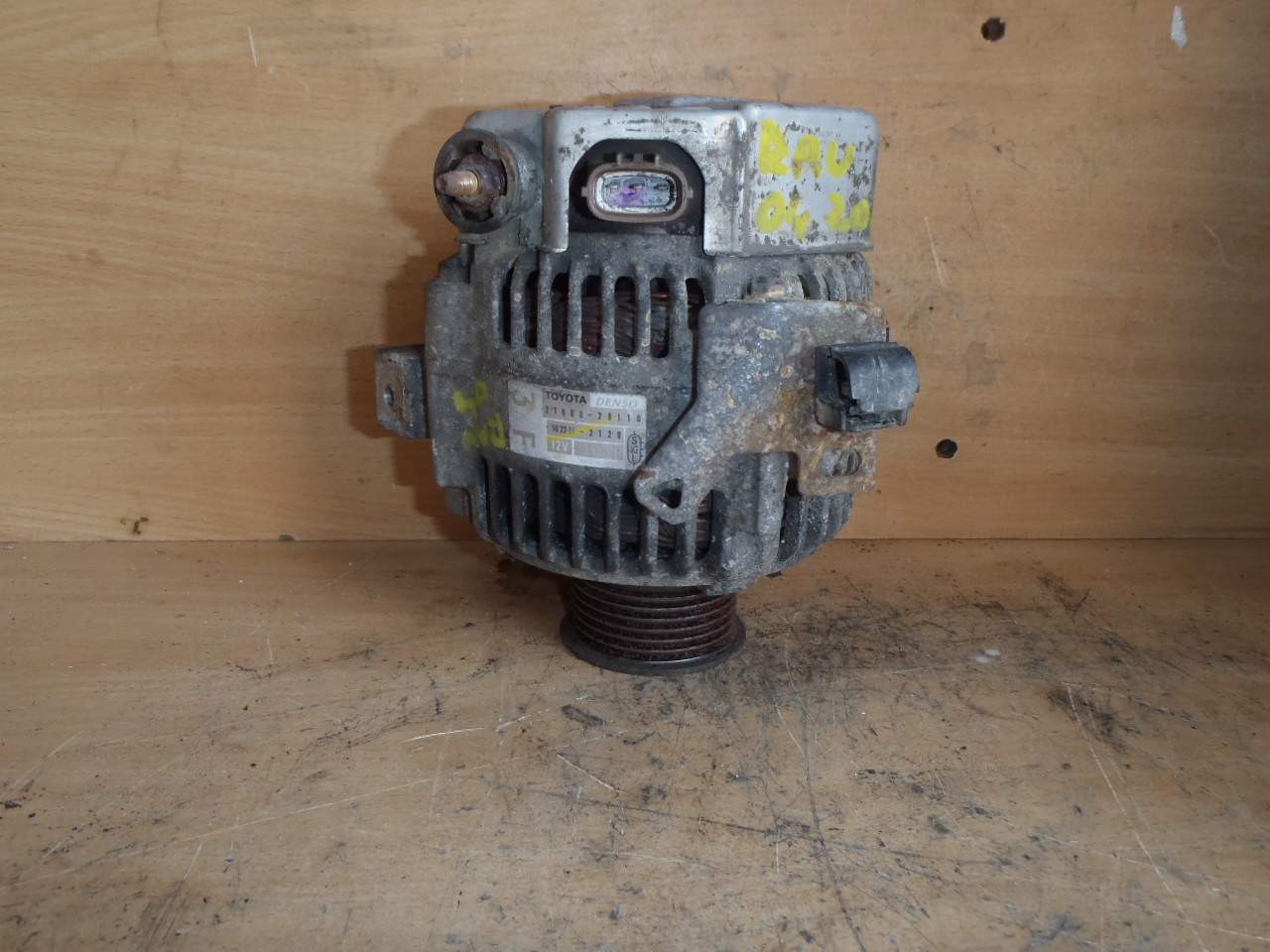 Alternátor 2.0 VVT-i 27060-28110