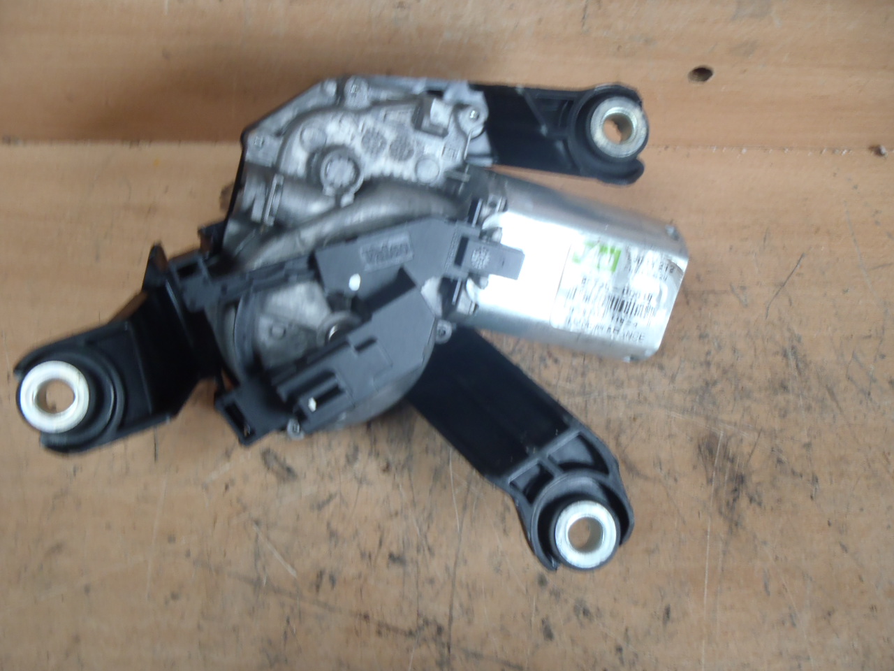 Motorek zadního stěrače "francouz,,