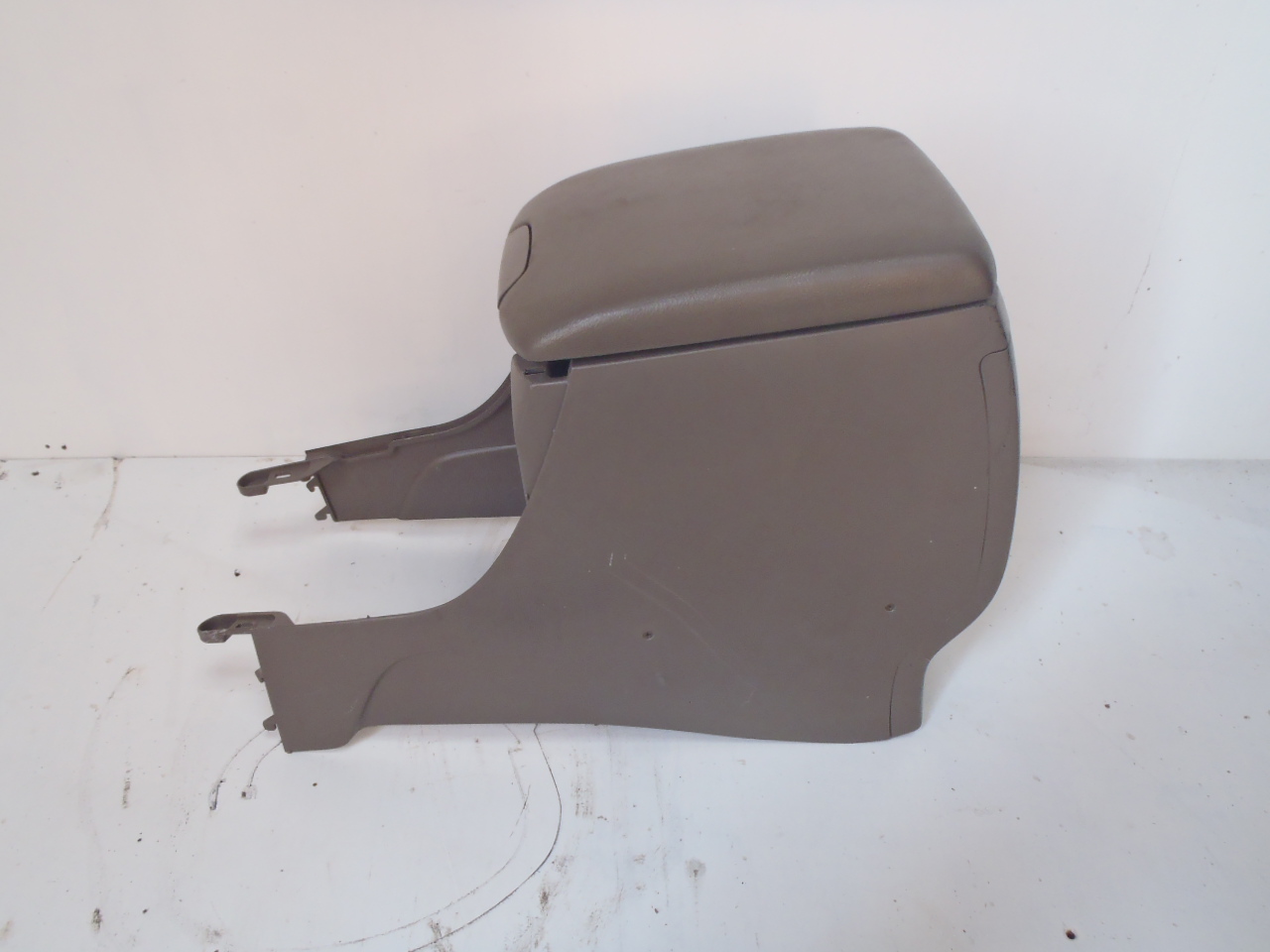 Loketní opěrka-světlá