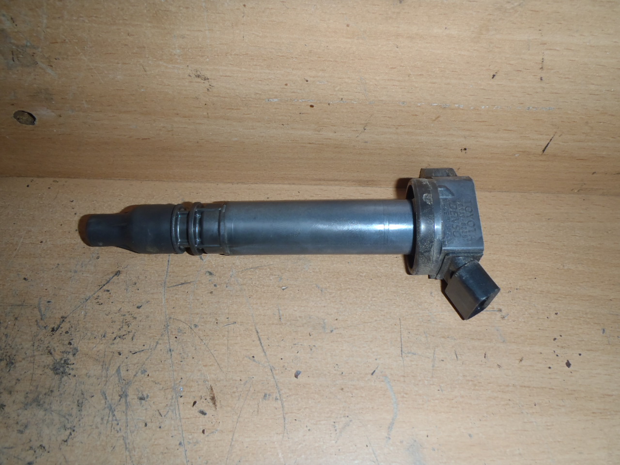 Zapalovací cívka 90919-02257