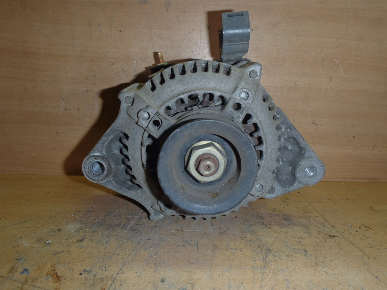 Alternátor