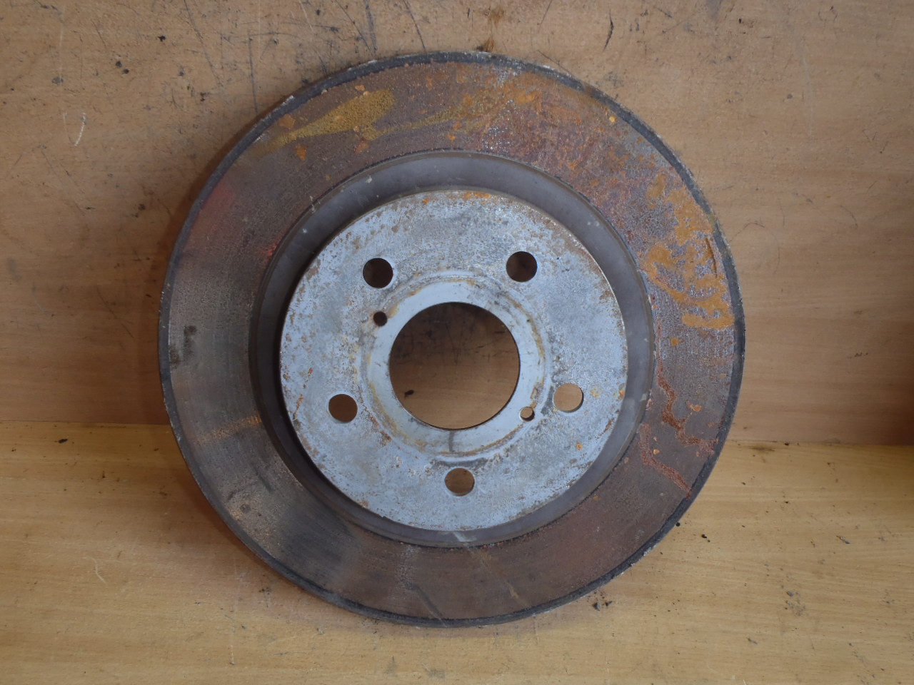 Brzdový kotouč přední L+P