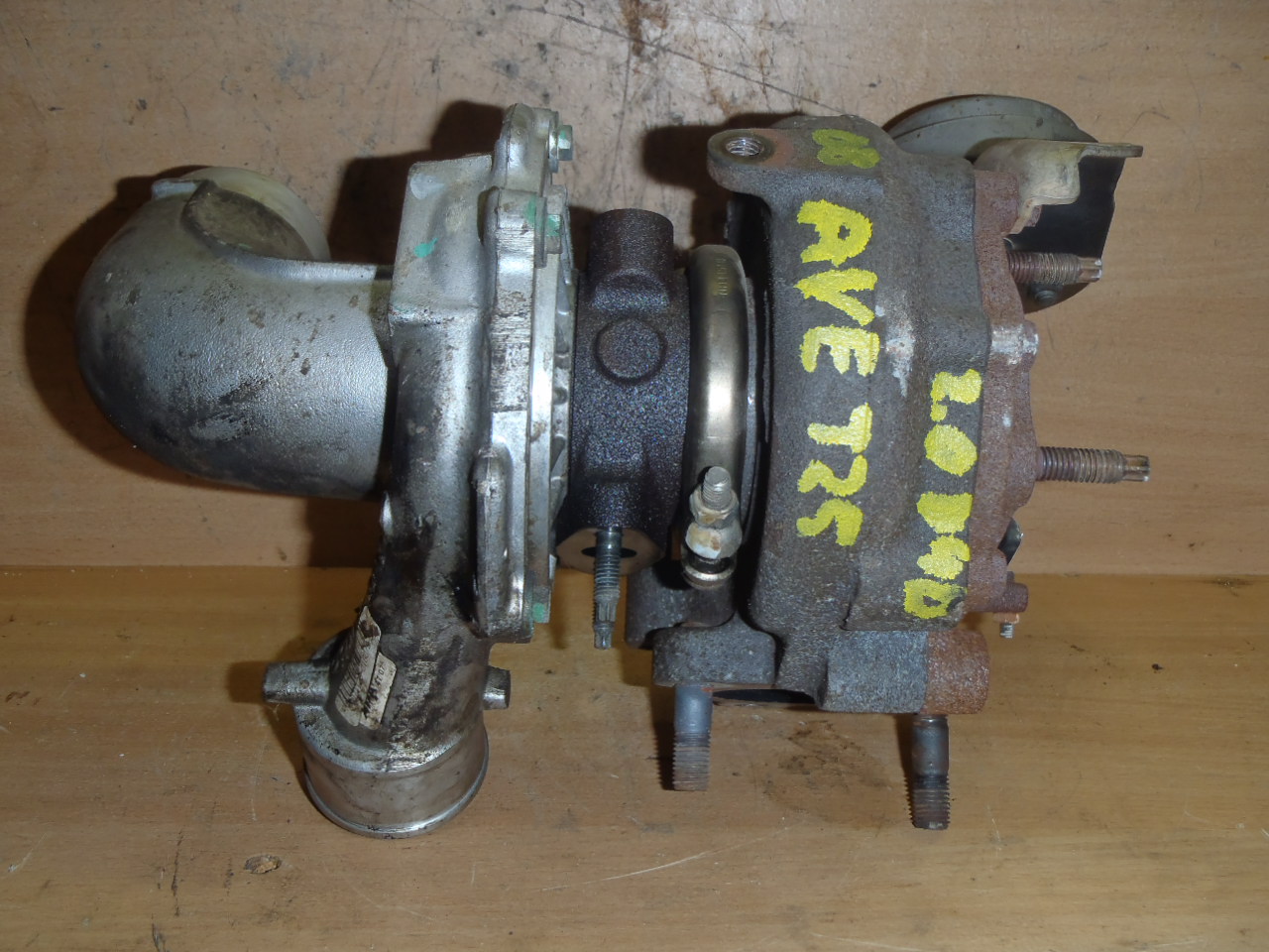 Turbo 2.0 D4D 17201-0R041