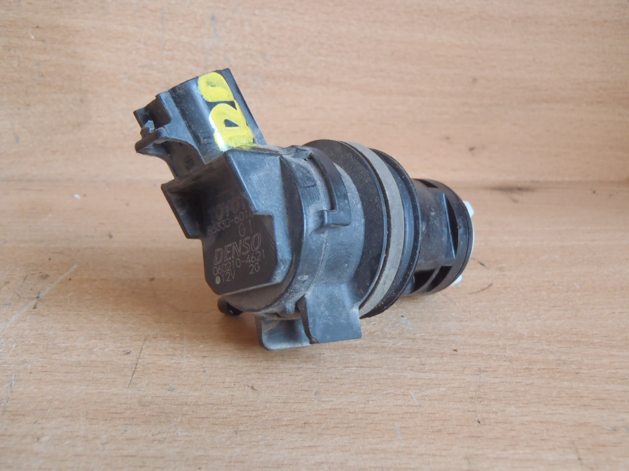 Motorek ostřikovače 85330-60180