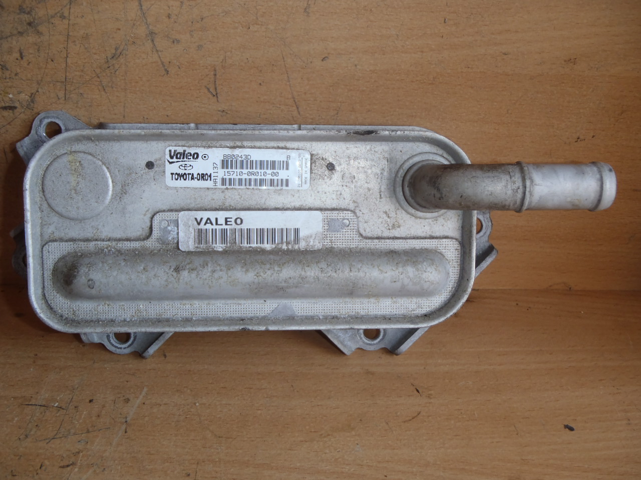 Chladič oleje 2.0 D4D 15710-0R010-00