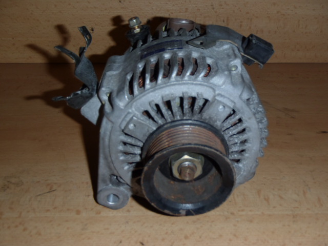 Alternátor RAV4 2.0i