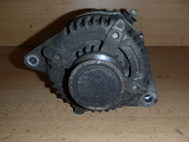 Alternátor RAV4 1.8 VVT-i