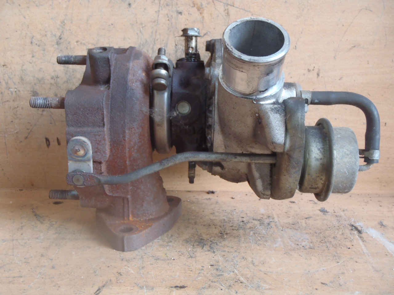 Turbo 2.0 D4D 17201-27010