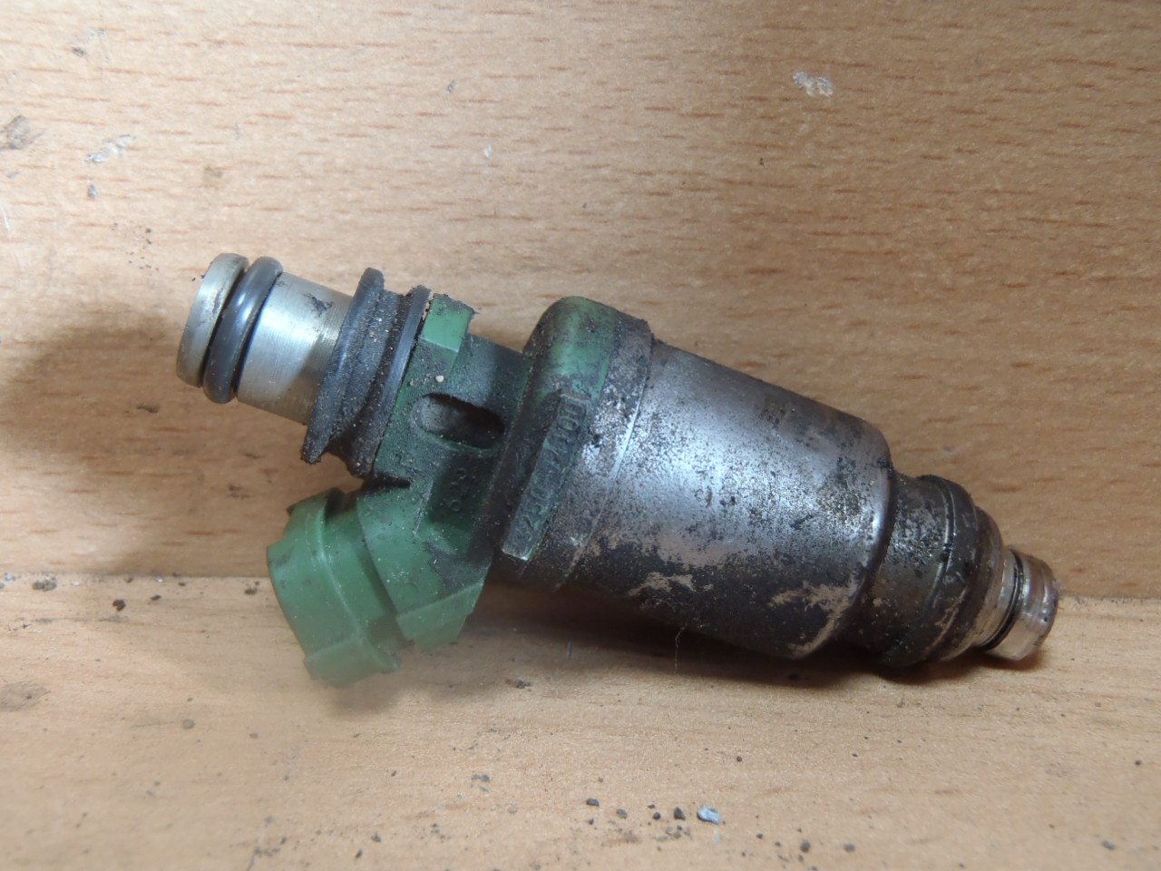 Vstřik 2.0i 23250-74100