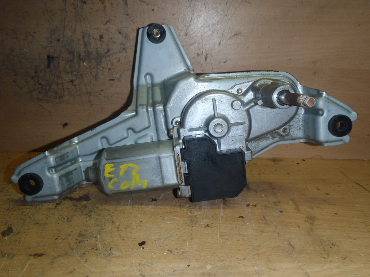 Motorek zadního stěrače combi E12