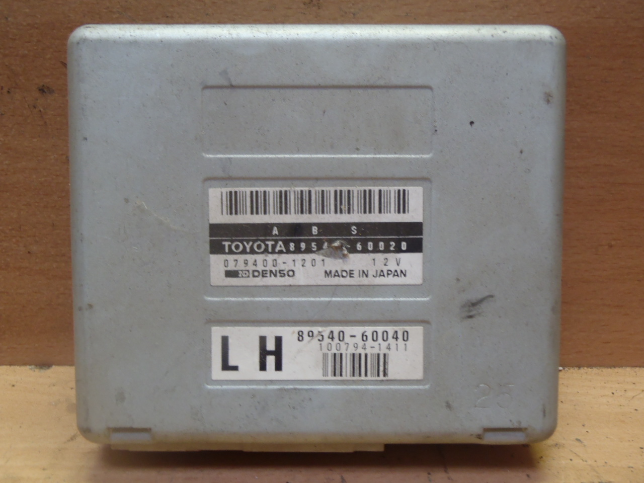 Jednotka ABS 89541-60020