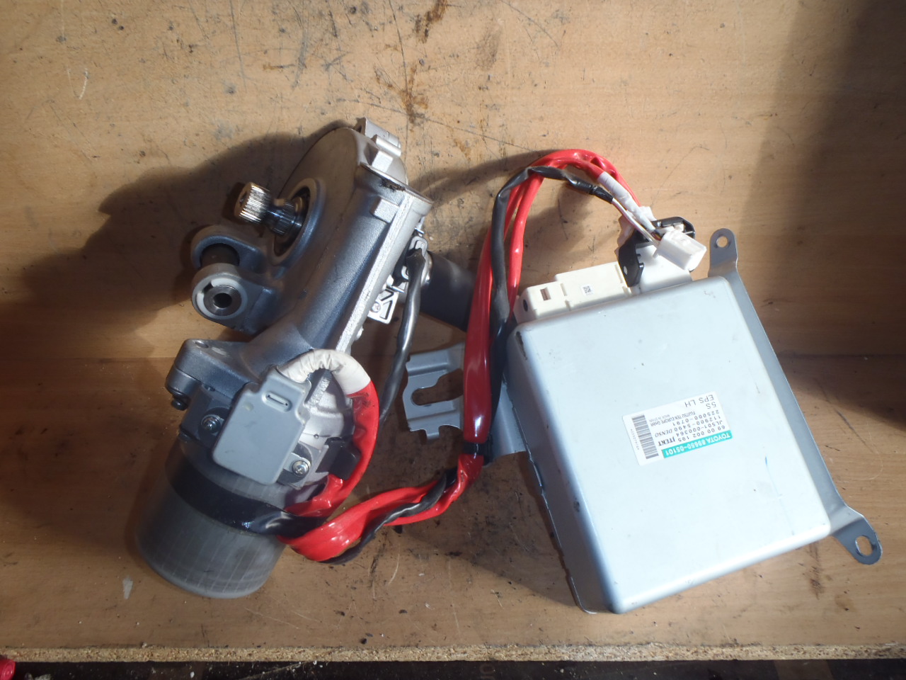 Elektronické řízení + jednotka