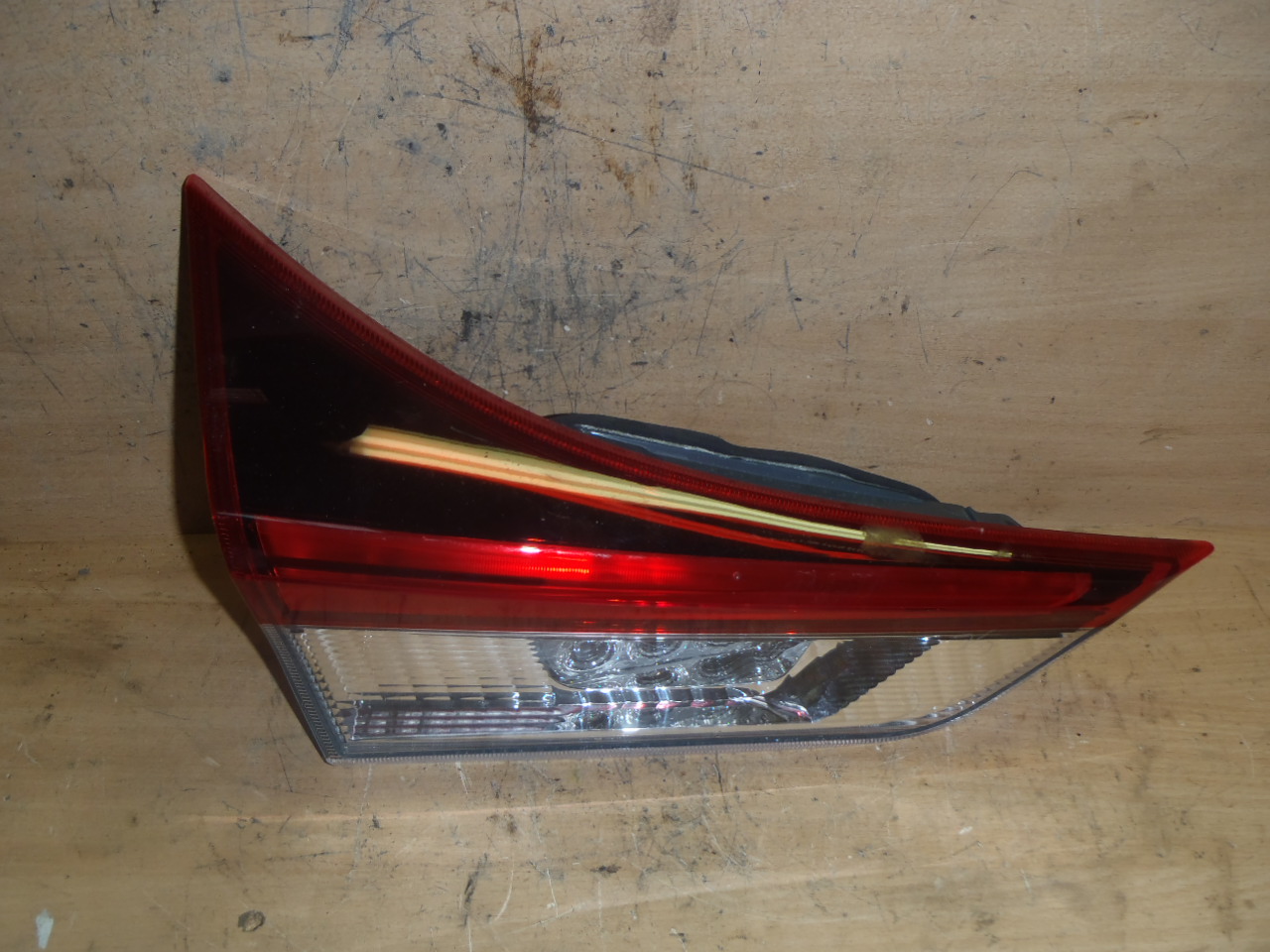 L.z světlo na dveře