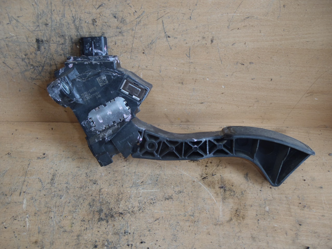 Pedál plynu 78110-02012