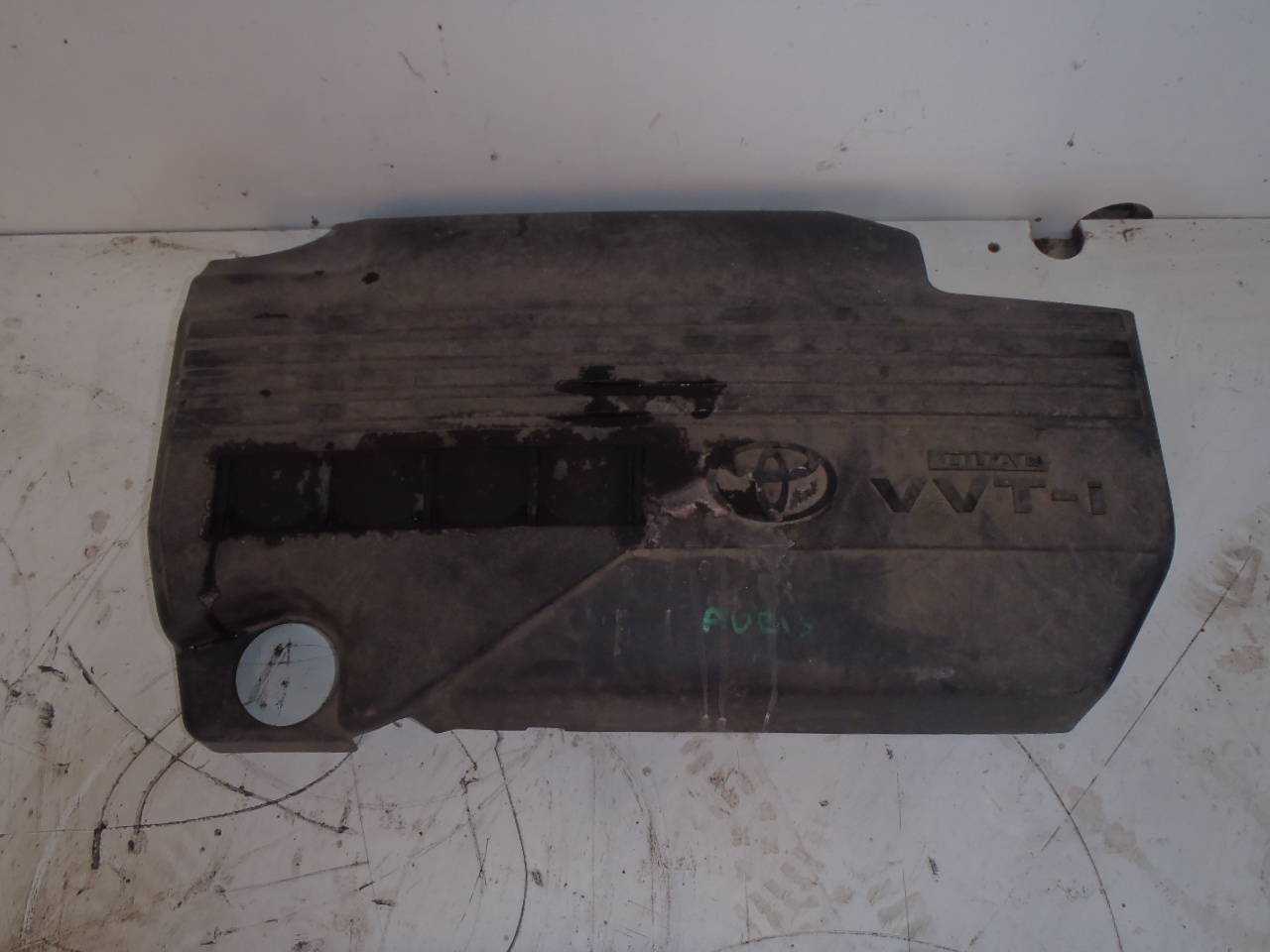 Kryt motoru 1.33 Dual VVT-i