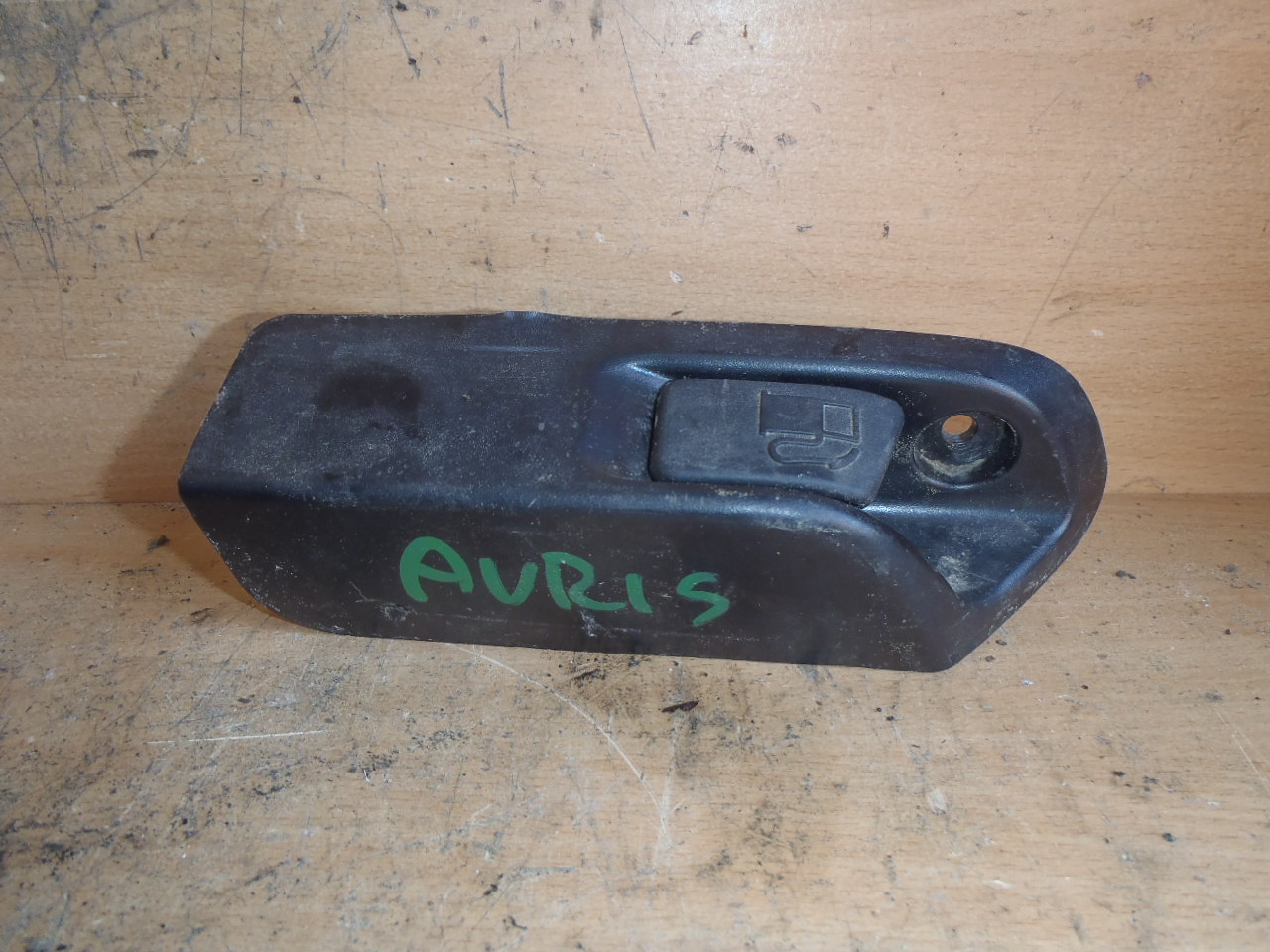 Otevírání nádrže