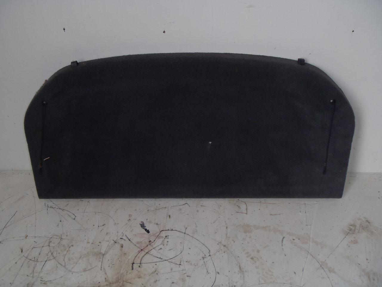 Plato do kufru hatchback