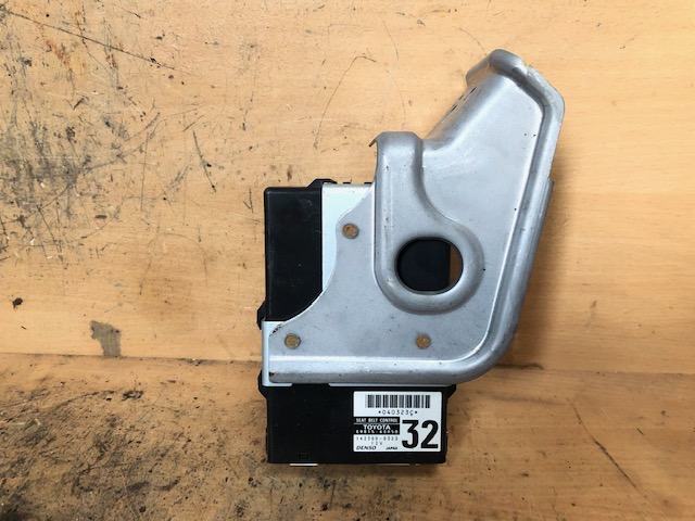 Seat Belt control 89815-60050