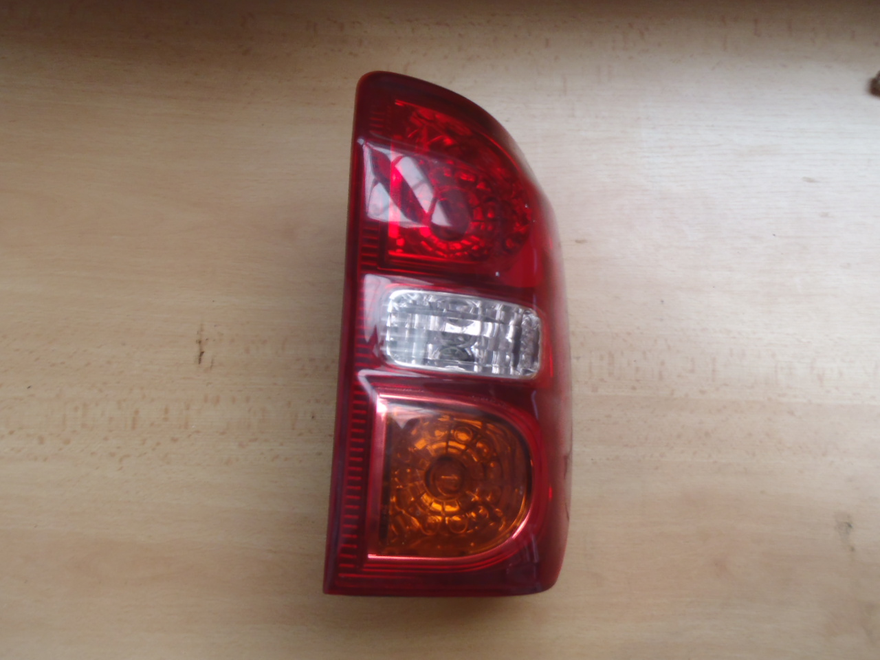Zadní světlo RAV4 P.2003-2005