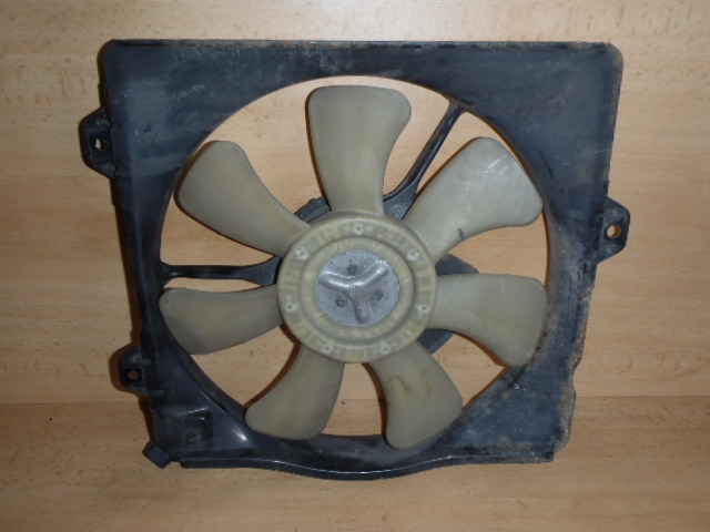 Ventilátor Toyota Avensis 1.6i